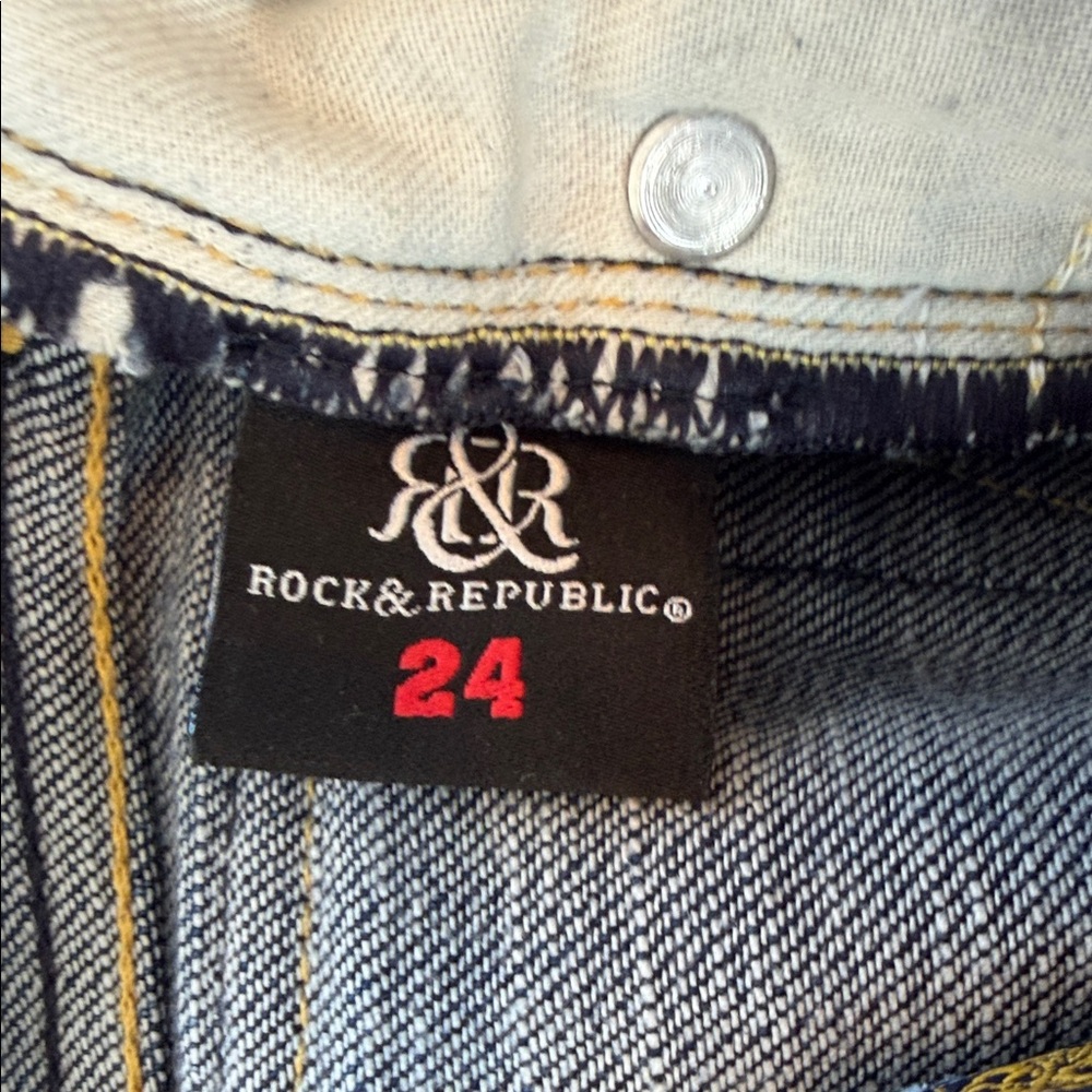 Rock & Republic Dark Blue Flare Jeans - Picture 2 of 7